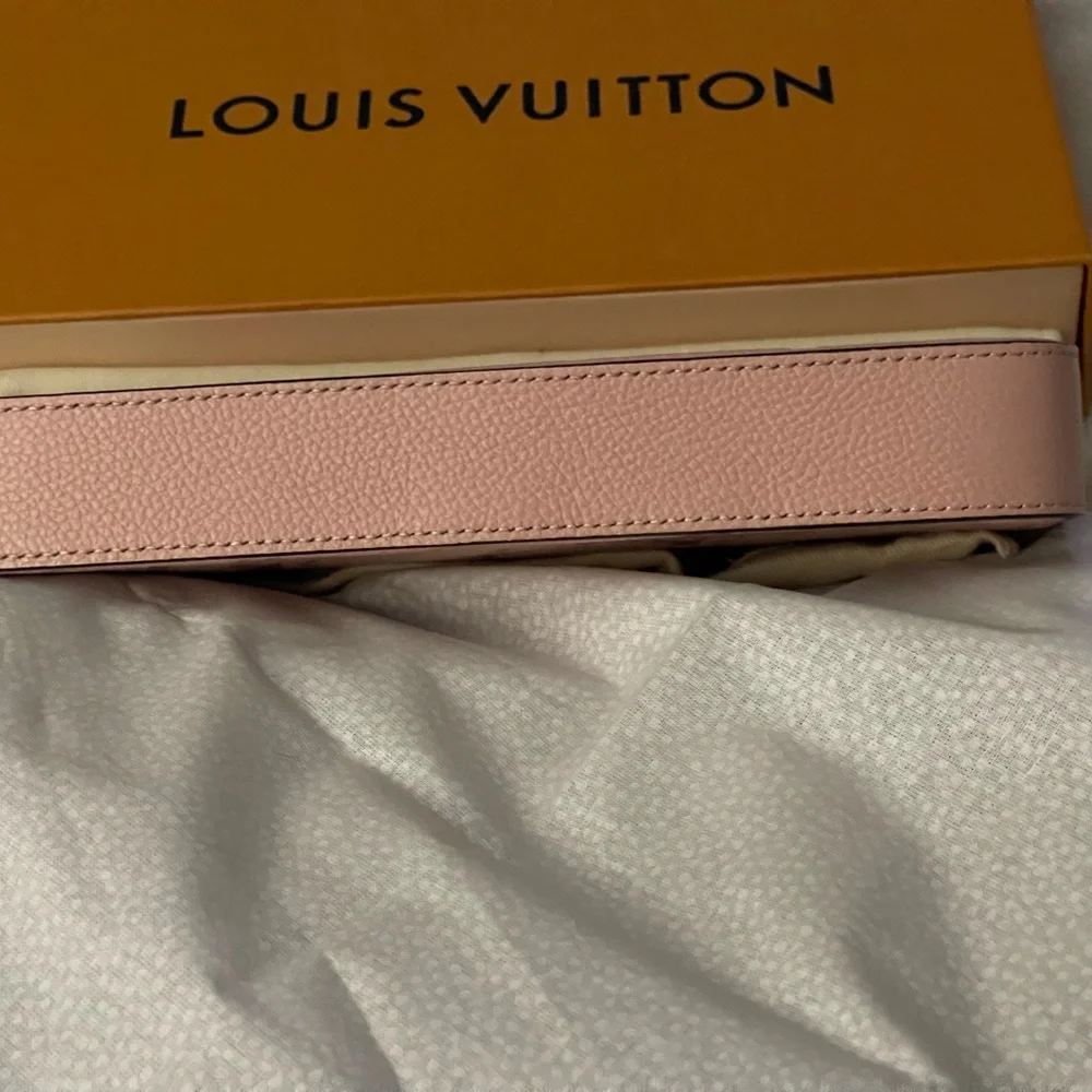 Louis Vuitton pochette Felicie gm soft pink 100% authentic full inclusion new